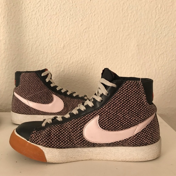 Women’s Authentic Nike Blazer Mid Size 7 - Picture 8 of 12